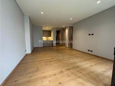 Apartaestudio en venta en Castropol, Medellín, 90 m² · foto 3 de 15