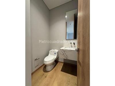 Apartaestudio en venta en Castropol, Medellín, 90 m² · foto 4 de 15
