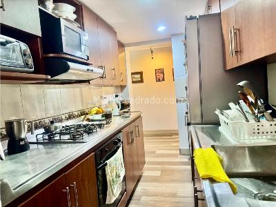 Apartamento de 3 alcobas en venta en Loma Del Escobero, Envigado, 124 m² · foto 5 de 20