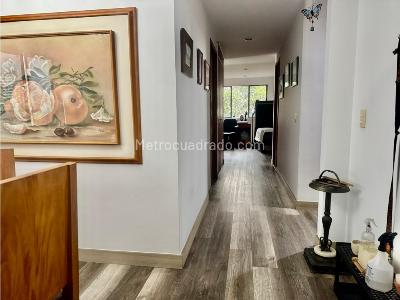 Apartamento de 3 alcobas en venta en Loma Del Escobero, Envigado, 124 m² · foto 7 de 20