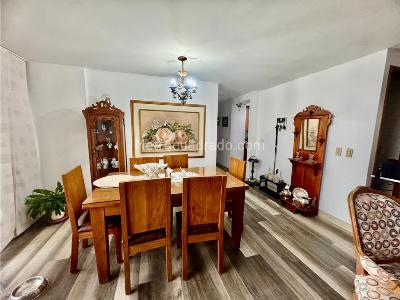 Apartamento de 3 alcobas en venta en Loma Del Escobero, Envigado, 124 m² · foto 8 de 20
