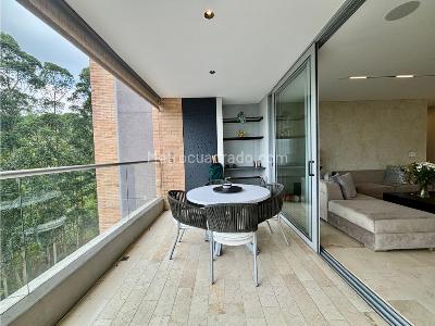 Apartamento de 3 alcobas en venta en El Poblado, Medellín, 217 m² · foto 12 de 20