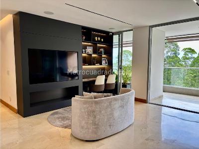 Apartamento de 3 alcobas en venta en El Poblado, Medellín, 217 m² · foto 14 de 20