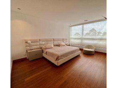 Apartamento de 3 alcobas en venta en El Poblado, Medellín, 217 m² · foto 18 de 20