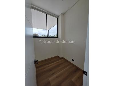 Casa de 3 alcobas en venta en Las Palmas, Envigado, 1144 m² · foto 10 de 20