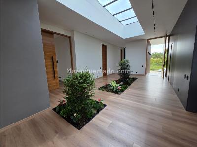 Casa de 3 alcobas en venta en Las Palmas, Envigado, 1144 m² · foto 16 de 20