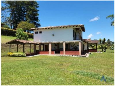 Casa de 3 alcobas en venta en La Macarena, Rionegro · foto 5 de 20