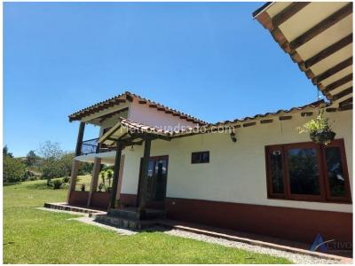 Casa de 3 alcobas en venta en La Macarena, Rionegro · foto 15 de 20