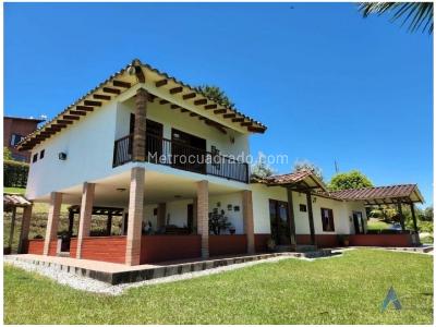 Casa de 3 alcobas en venta en La Macarena, Rionegro · foto 16 de 20