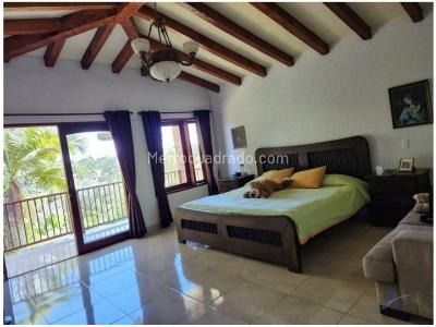 Casa de 3 alcobas en venta en La Macarena, Rionegro · foto 17 de 20