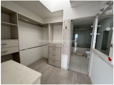 Apartamento en venta en El Poblado, Medellín · foto 12 de 20