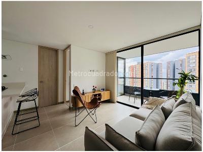 Apartamento en venta en Loma De Las Brujas, Envigado · foto 3 de 19