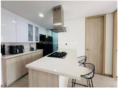Apartamento en venta en Loma De Las Brujas, Envigado · foto 5 de 19