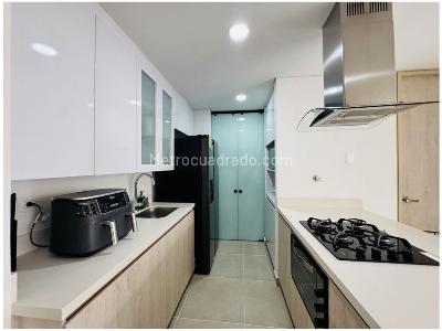Apartamento en venta en Loma De Las Brujas, Envigado · foto 6 de 19