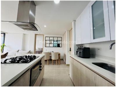 Apartamento en venta en Loma De Las Brujas, Envigado · foto 7 de 19