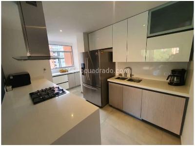 Apartamento de 3 alcobas en venta en Loma De Las Brujas, Envigado, 169 m² · foto 5 de 9
