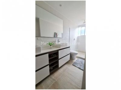 Apartamento de 3 alcobas en venta en La Magnolia, Envigado, 157 m² · foto 14 de 17
