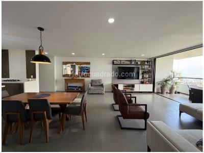 Apartamento de 3 alcobas en venta en Loma De Las Brujas, Envigado, 182 m² · foto 4 de 20