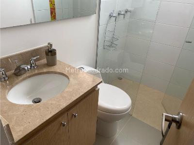 Apartamento de 3 alcobas en venta en San Jose, Sabaneta, 99 m² · foto 14 de 20