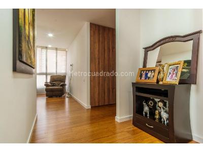Apartamento de 4 alcobas en venta en El Poblado, Medellín, 183 m² · foto 5 de 13
