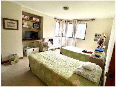 Apartamento de 3 alcobas en venta en El Poblado, Medellín, 230 m² · foto 9 de 12
