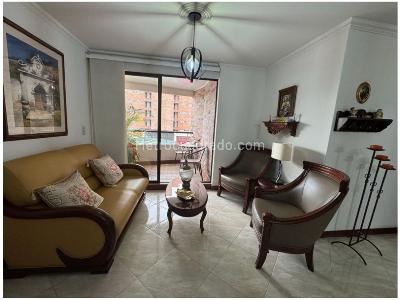 Apartamento de 3 alcobas en venta en Conquistadores, Medellín, 97 m² · foto 9 de 20
