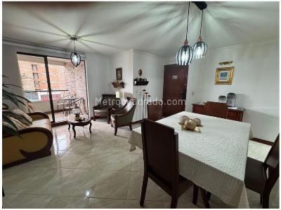 Apartamento de 3 alcobas en venta en Conquistadores, Medellín, 97 m² · foto 10 de 20