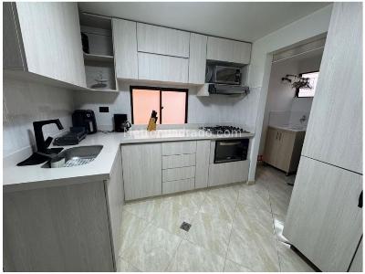 Apartamento de 3 alcobas en venta en Conquistadores, Medellín, 97 m² · foto 12 de 20
