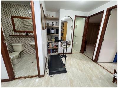 Apartamento de 3 alcobas en venta en Conquistadores, Medellín, 97 m² · foto 14 de 20
