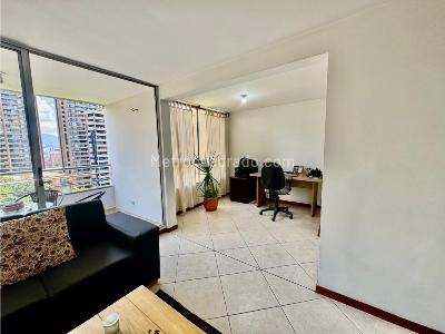 Apartamento en venta en Castropol, Medellín · foto 3 de 20