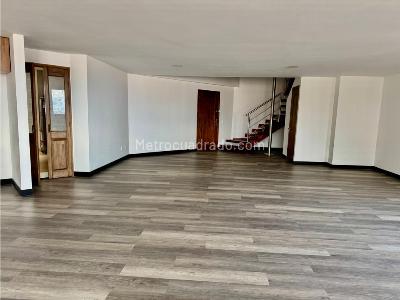 Apartamento de 3 alcobas en venta en Aves Marias, Sabaneta, 270 m² · foto 4 de 20