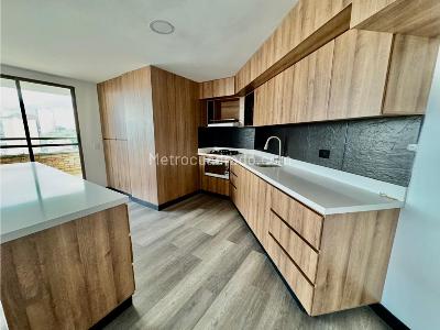 Apartamento de 3 alcobas en venta en Aves Marias, Sabaneta, 270 m² · foto 9 de 20