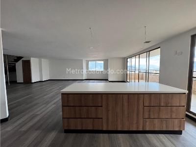 Apartamento de 3 alcobas en venta en Aves Marias, Sabaneta, 270 m² · foto 14 de 20