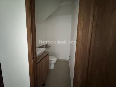Apartamento de 3 alcobas en venta en Aves Marias, Sabaneta, 270 m² · foto 20 de 20