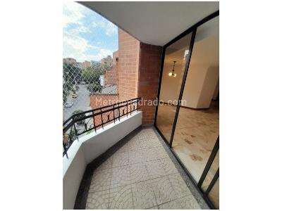 Apartamento de 3 alcobas en venta en Laureles, Medellín, 132 m² · foto 6 de 20
