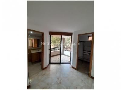 Apartamento de 3 alcobas en venta en Laureles, Medellín, 132 m² · foto 7 de 20