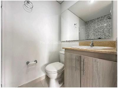 Apartamento de 3 alcobas en venta en Aves Marias, Sabaneta, 69 m² · foto 5 de 14
