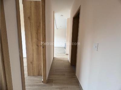Apartamento de 3 alcobas en venta en Barro Blanco, Rionegro, 69 m² · foto 19 de 20