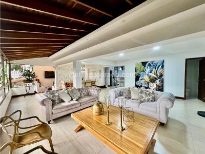 Casa de 5 alcobas en venta en El Poblado, Medellín, 480 m² · foto 10 de 20