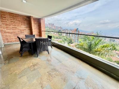 Apartamento de 3 alcobas en venta en El Poblado, Medellín, 227 m² · foto 7 de 20