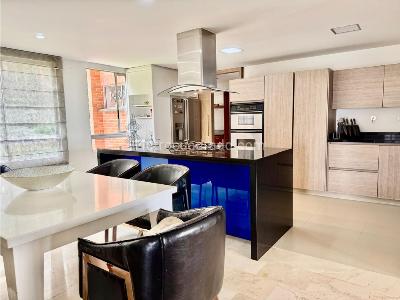Apartamento de 3 alcobas en venta en El Poblado, Medellín, 227 m² · foto 9 de 20