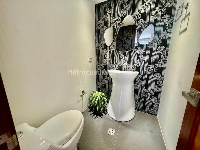 Apartamento de 3 alcobas en venta en El Poblado, Medellín, 227 m² · foto 11 de 20