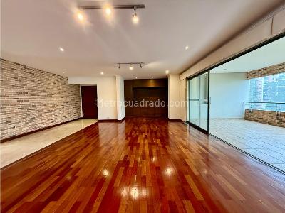 Apartamento de 3 alcobas en venta en El Poblado, Medellín, 316 m² · foto 3 de 20
