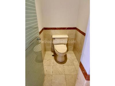 Apartamento de 3 alcobas en venta en El Poblado, Medellín, 316 m² · foto 19 de 20