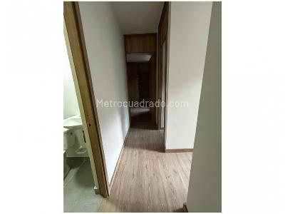 Apartamento de 2 alcobas en venta en Altamira, Medellín, 61 m² · foto 5 de 14