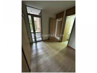Apartamento de 2 alcobas en venta en Altamira, Medellín, 61 m² · foto 10 de 14