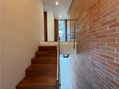 Apartamento de 2 alcobas en venta en El Poblado, Medellín, 210 m² · foto 4 de 20