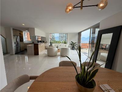 Apartamento de 2 alcobas en venta en El Poblado, Medellín, 210 m² · foto 10 de 20