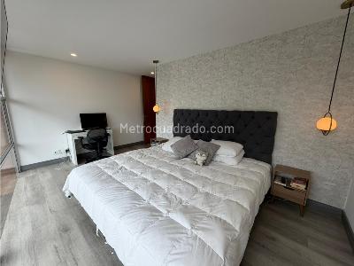 Apartamento de 2 alcobas en venta en El Poblado, Medellín, 210 m² · foto 15 de 20