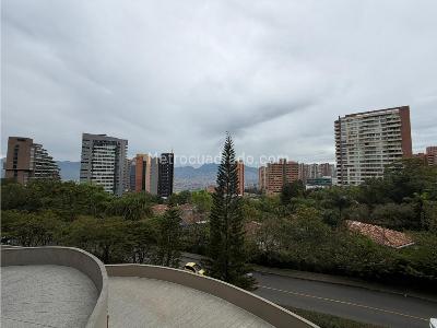 Apartamento de 2 alcobas en venta en El Poblado, Medellín, 210 m² · foto 20 de 20